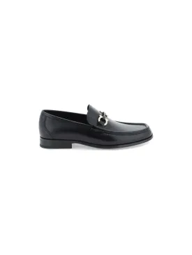 Gancini Grained Leather Loafer